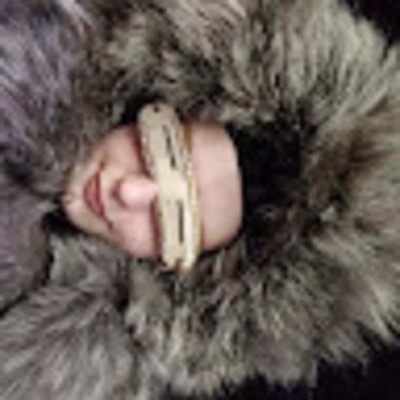 Meet your Posher, Kaniq - Picture 1 of 1